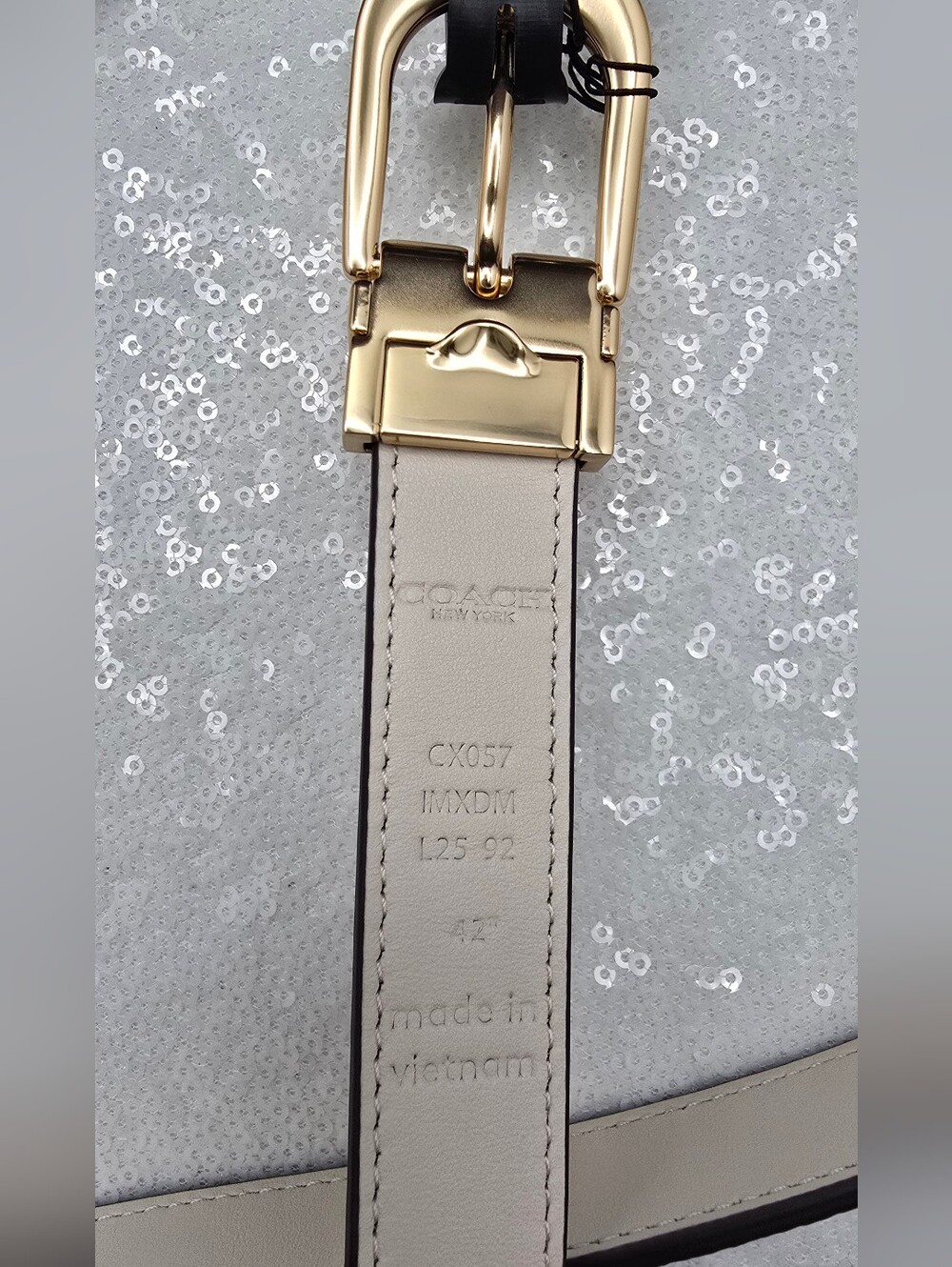 Coach Harness Buckle Cut To Size Reversible Belt 25mm Leather Sand/Chalk - Picture 7 of 9